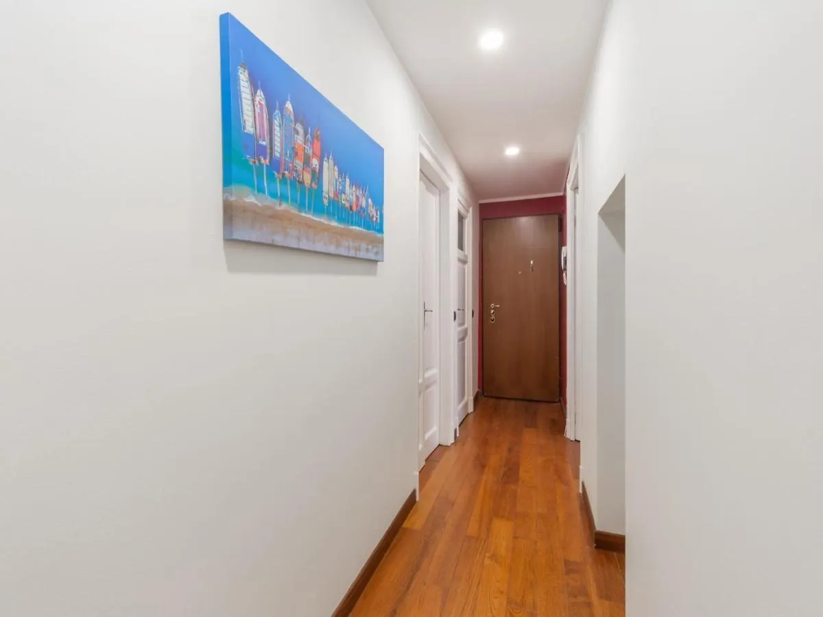 The Best Rent - Spacious Two-Bedroom Apartment In Porta Romana Milan 0*,