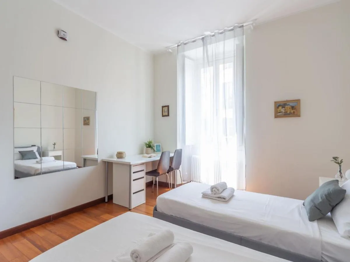 The Best Rent - Spacious Two-Bedroom Apartment In Porta Romana Milan Italy