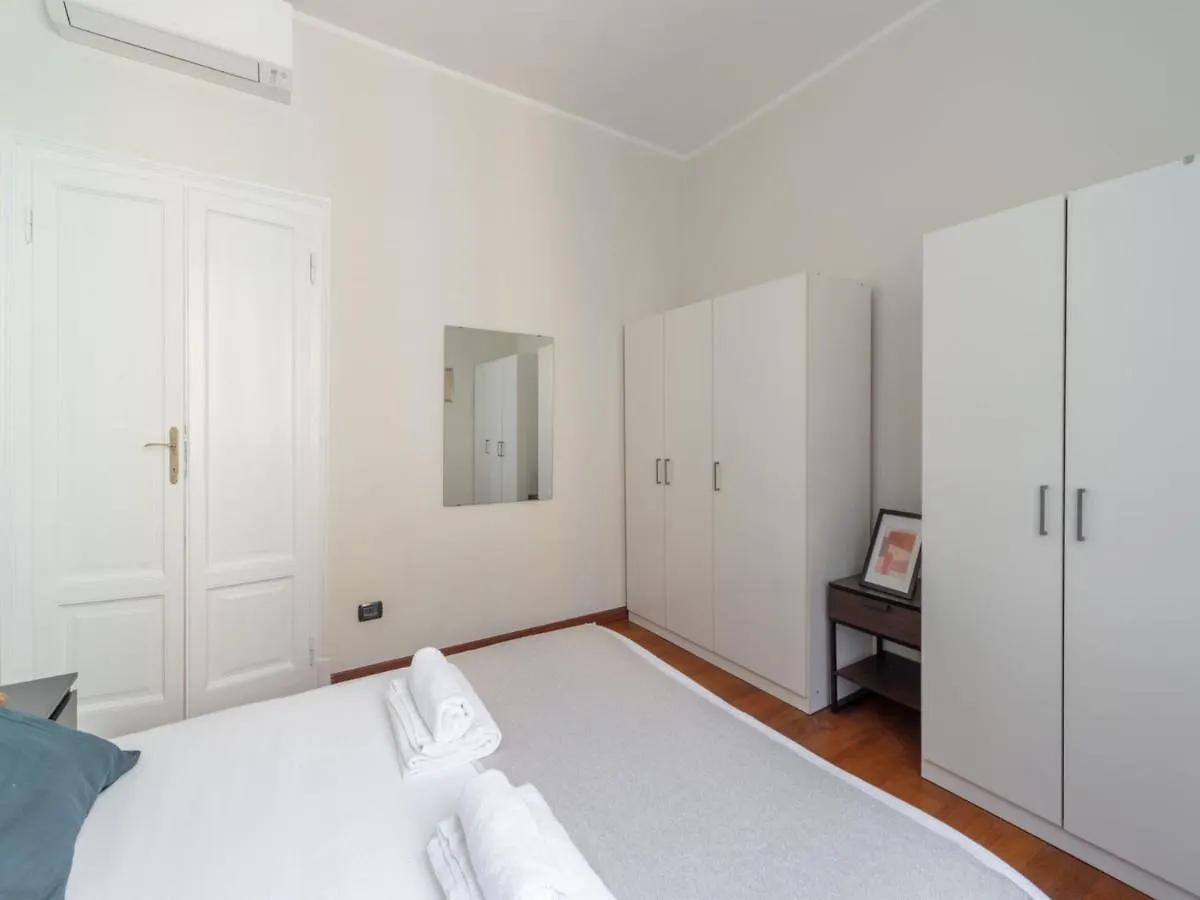 The Best Rent - Spacious Two-Bedroom Apartment In Porta Romana Milan